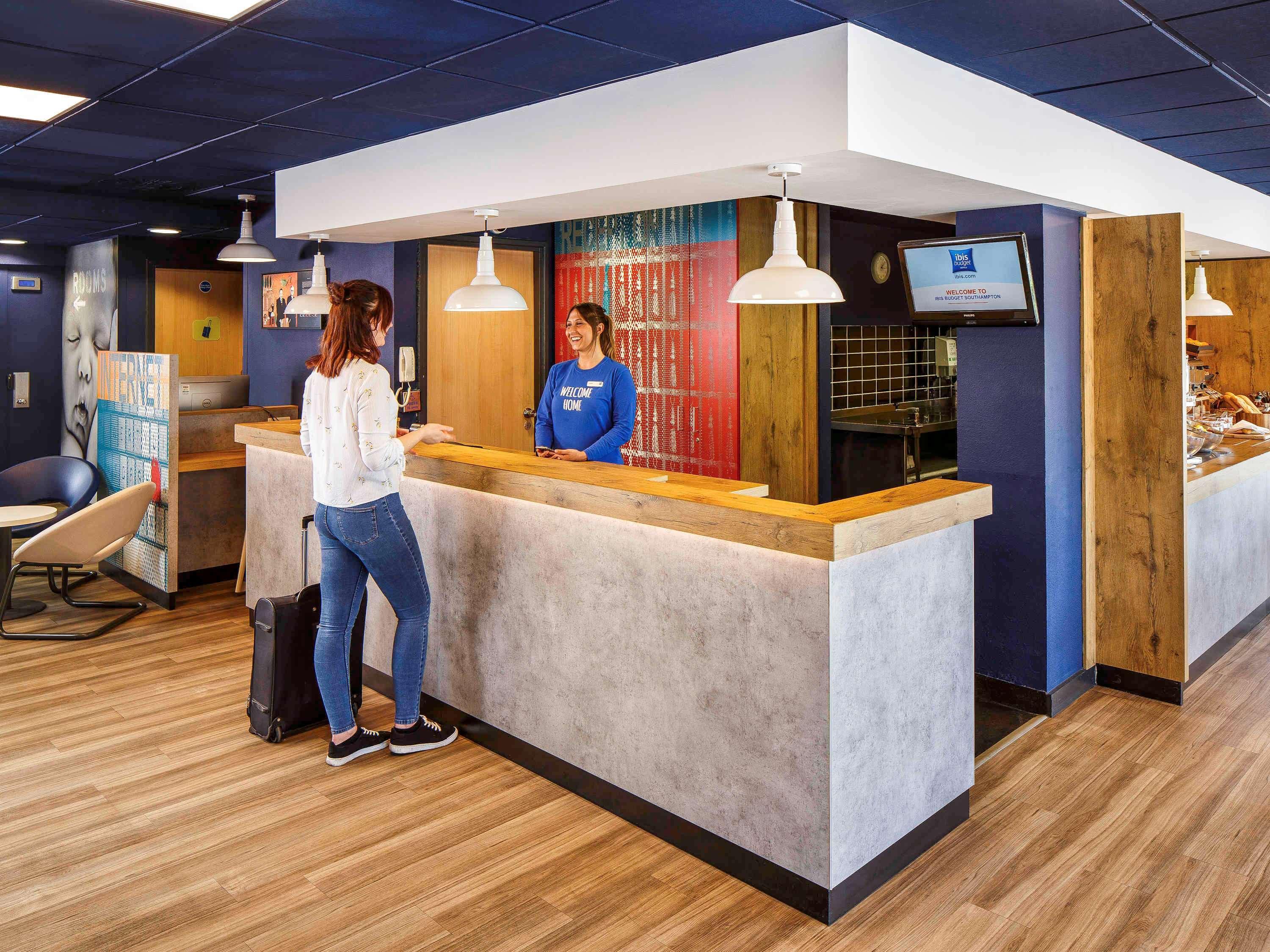 Ibis Budget Southampton Centre Esterno foto